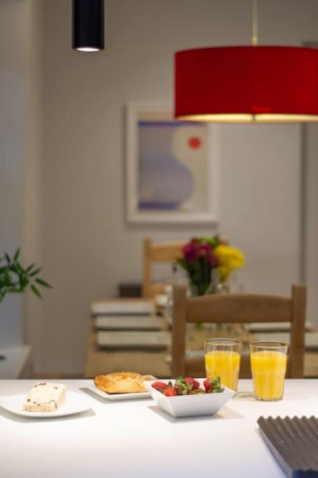 Edge14- Spacious, Stylish And Near The Beach! New Quay エクステリア 写真